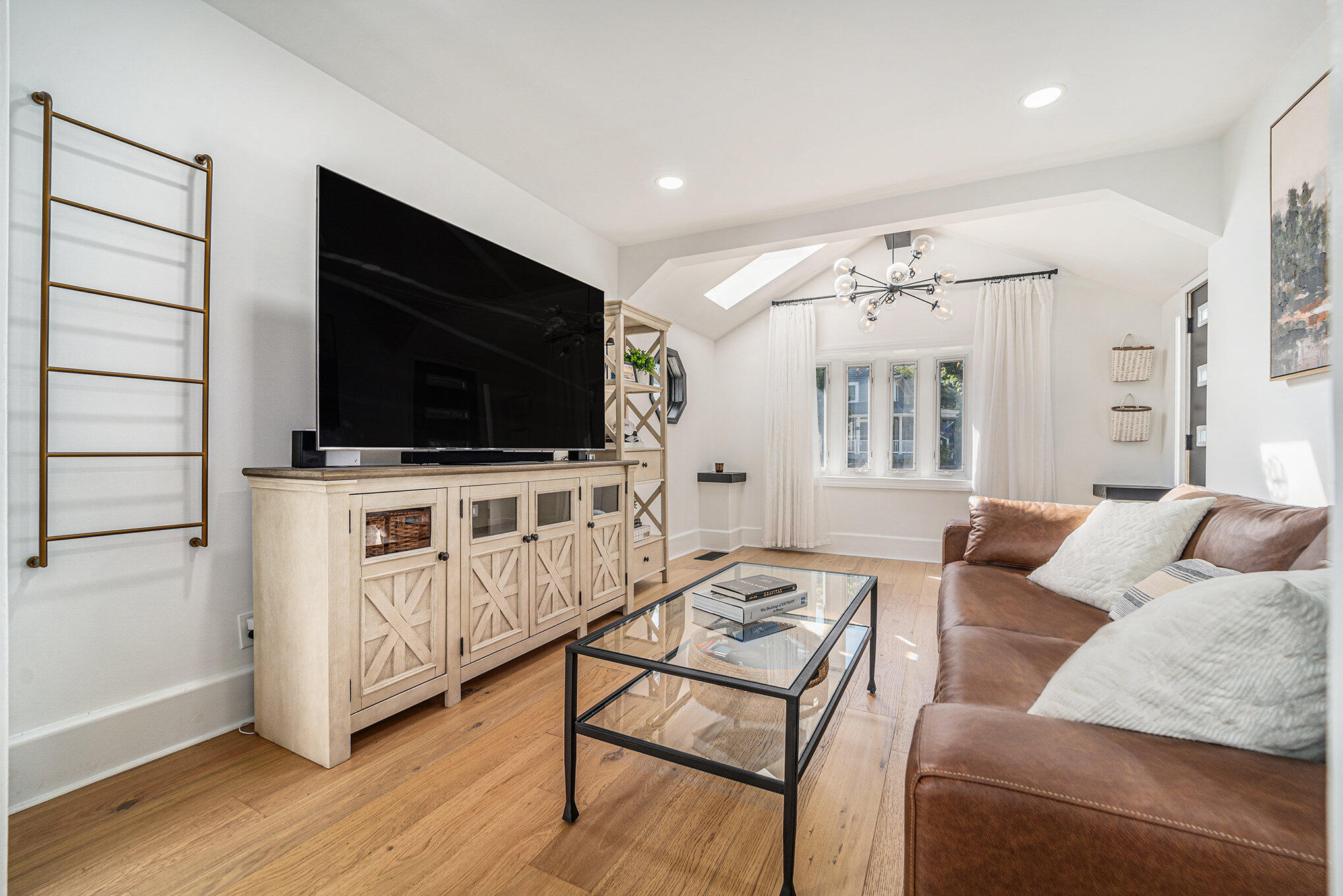 1007 Mohawk Avenue Royal Oak, MI 48067 - Photo 12 of 36 011_dsc05761_363