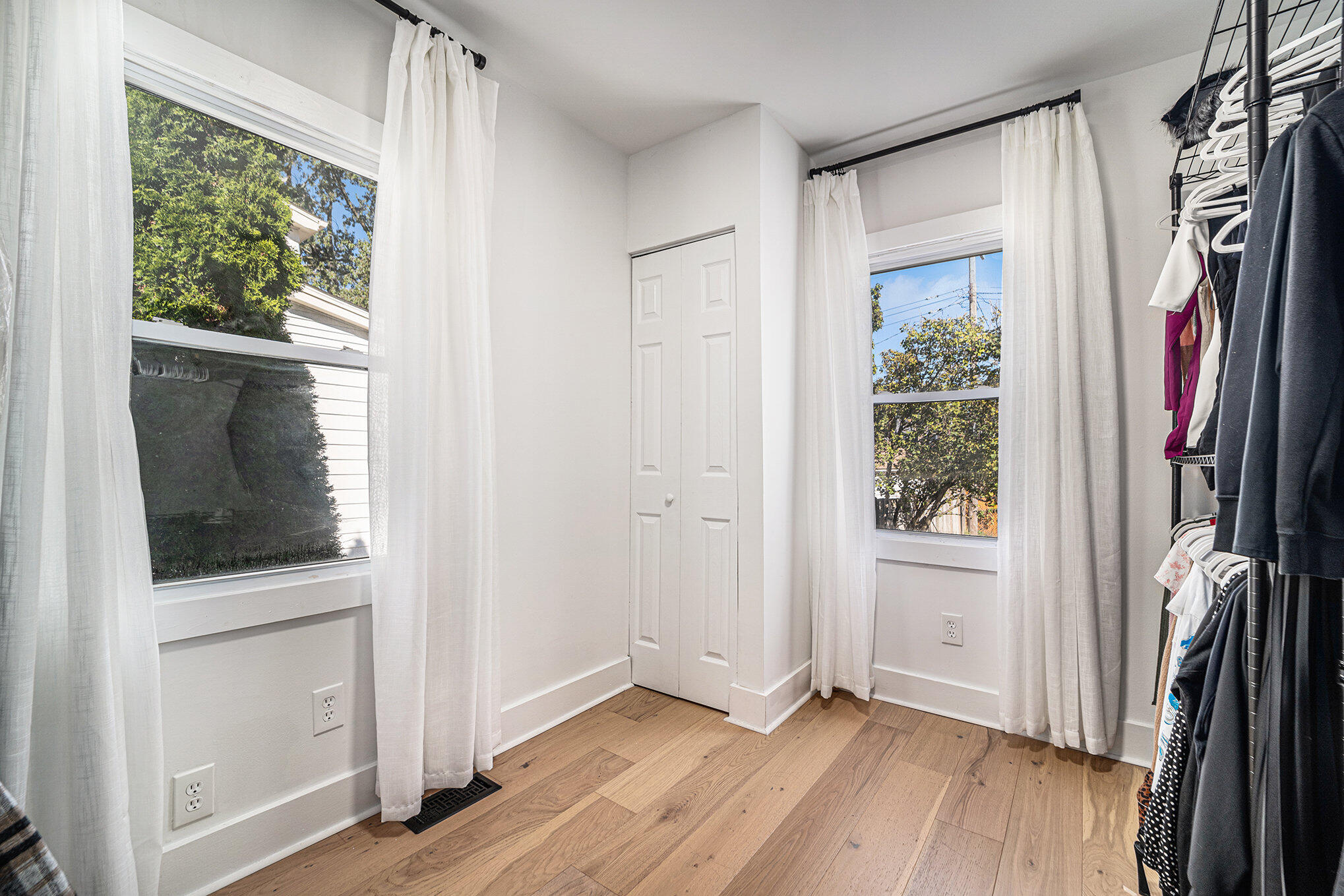 1007 Mohawk Avenue Royal Oak, MI 48067 - Photo 19 of 36 021_dsc05807_921