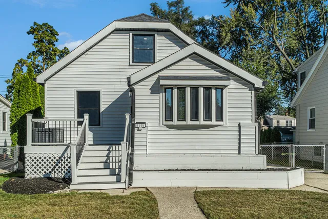 $359,900 | 1007 Mohawk Avenue, Royal Oak, MI 48067