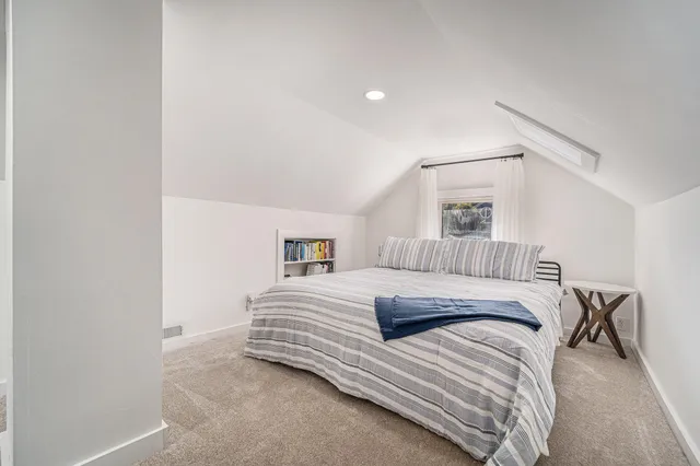 $359,900 | 1007 Mohawk Avenue, Royal Oak, MI 48067