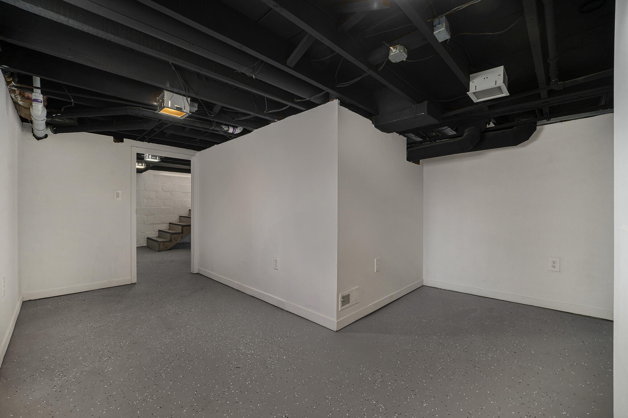 1007 Mohawk Avenue Royal Oak, MI 48067 - Photo 26 of 36 030_dsc07667