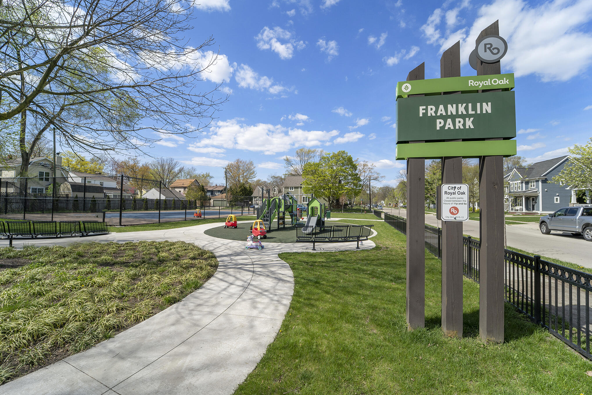 1007 Mohawk Avenue Royal Oak, MI 48067 - Photo 33 of 36 033_dsc07743