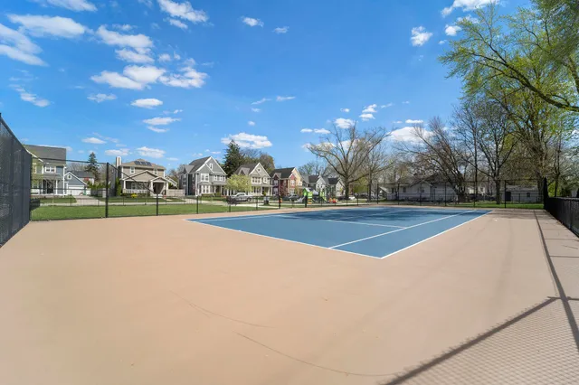 $359,900 | 1007 Mohawk Avenue, Royal Oak, MI 48067