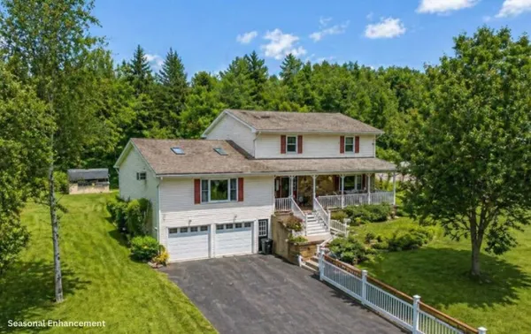 $359,000 | 1252 Domenica Drive, Endicott, NY 13760
