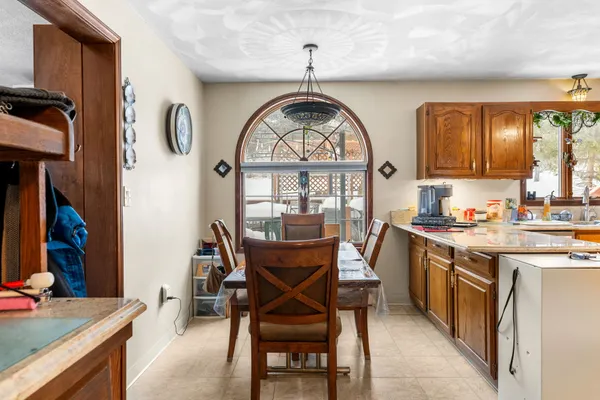 $395,000 | 1252 Domenica Drive, Endicott, NY 13760