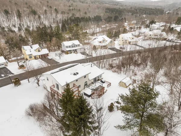 $395,000 | 1252 Domenica Drive, Endicott, NY 13760