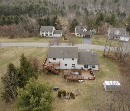 $395,000 | 1252 Domenica Drive, Endicott, NY 13760