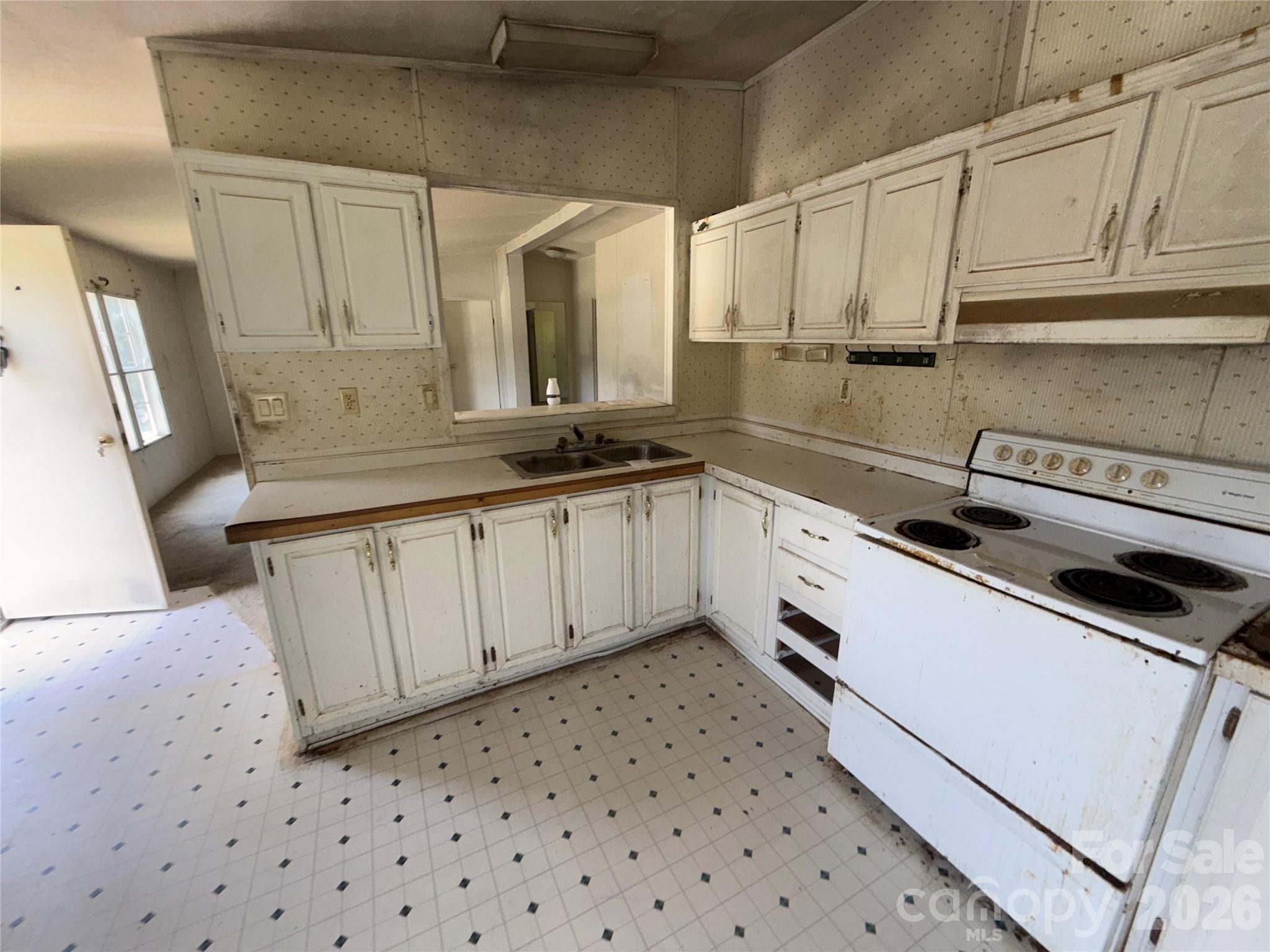 176 Mandy Lane Union, SC 29379 - Photo 8 of 19 Gallery Image 8