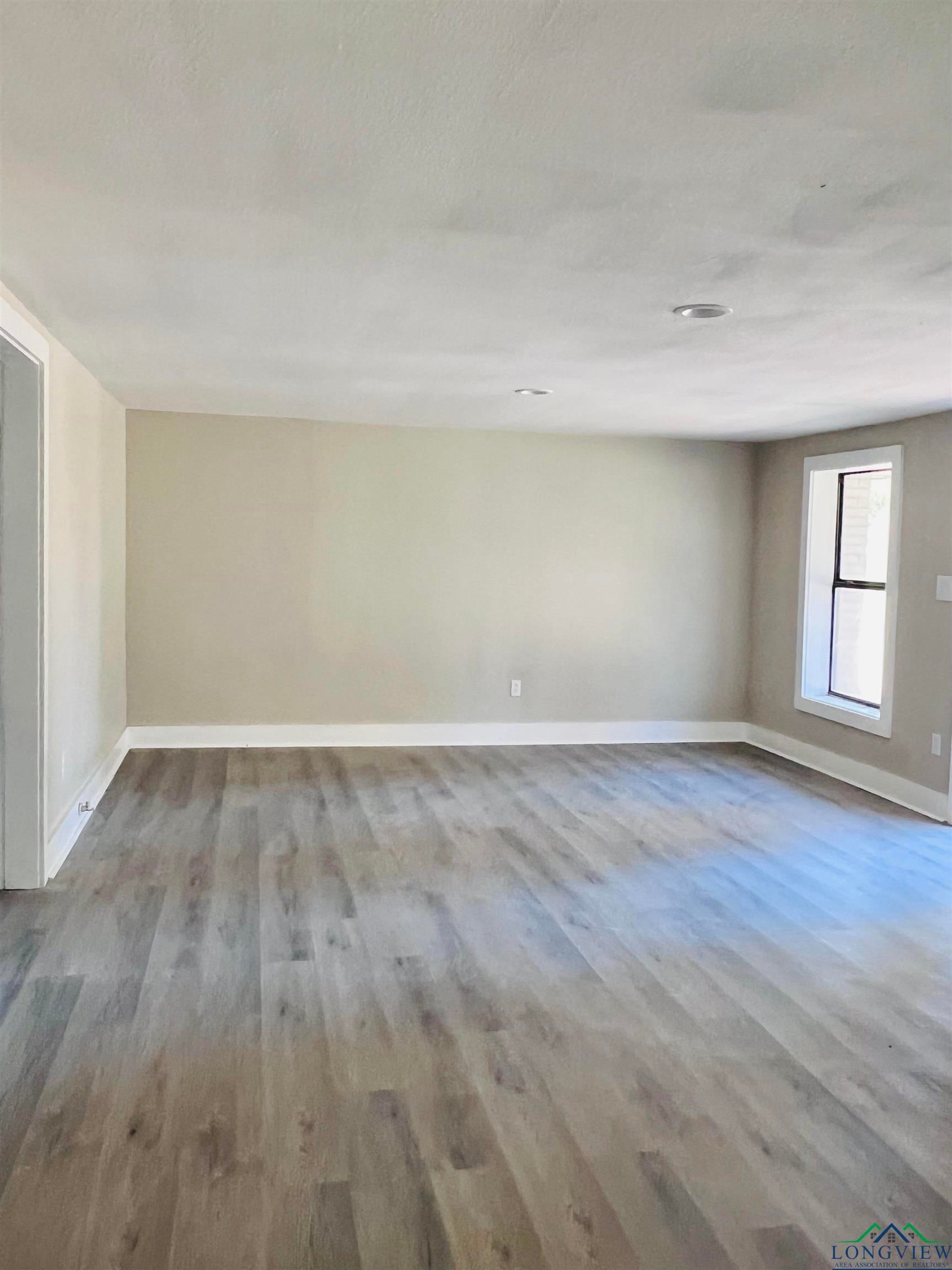 620 Logansport Street Center, TX 75935 - Photo 11 of 22 Gallery Image 11