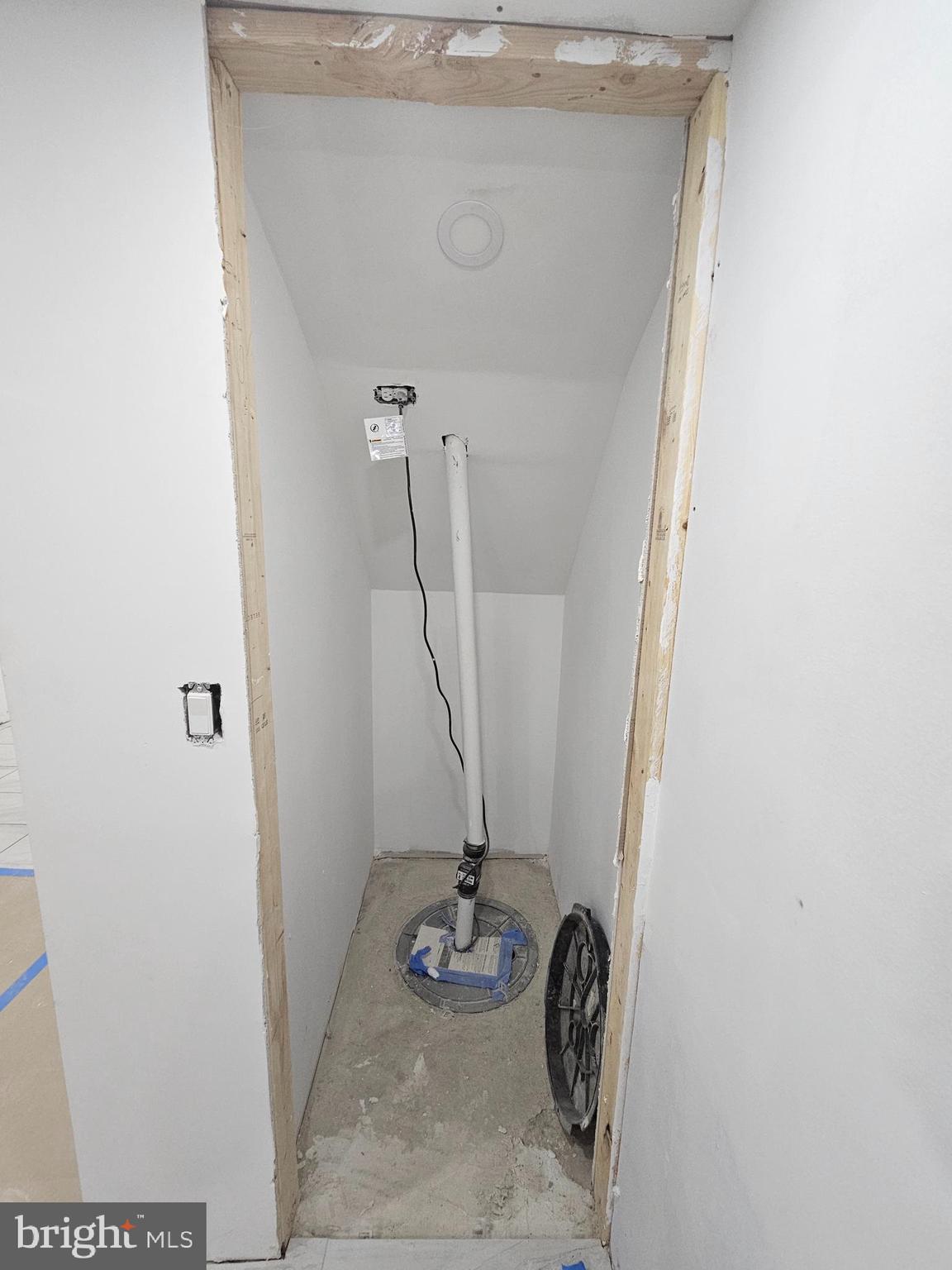 6047 Race Street Philadelphia, PA 19139 - Photo 17 of 23 a view of water heater room