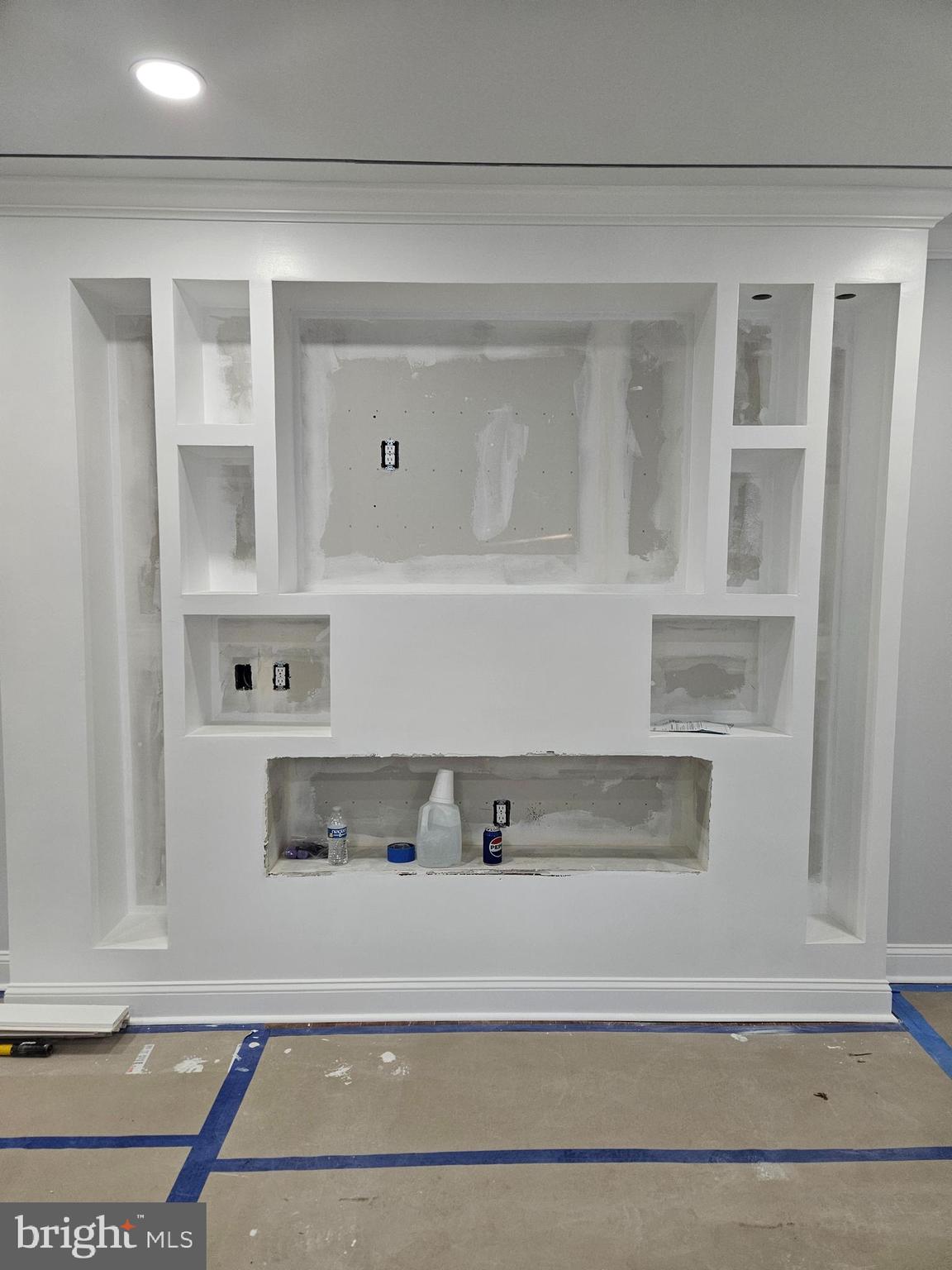 6047 Race Street Philadelphia, PA 19139 - Photo 4 of 23 a view of white cabinet