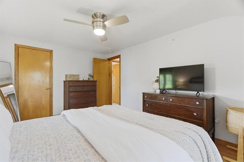 425 Edgewood Road Pittsburgh, PA 15221 - Photo 20 of 33 Gallery Image 20