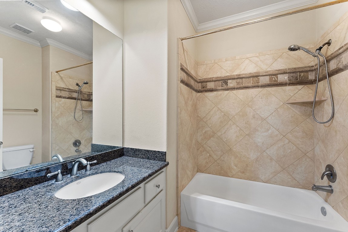 7938 Wooded Way Drive Spring, TX 77389 - Photo 19 of 47 2nd Bedroom down! Private bathroom