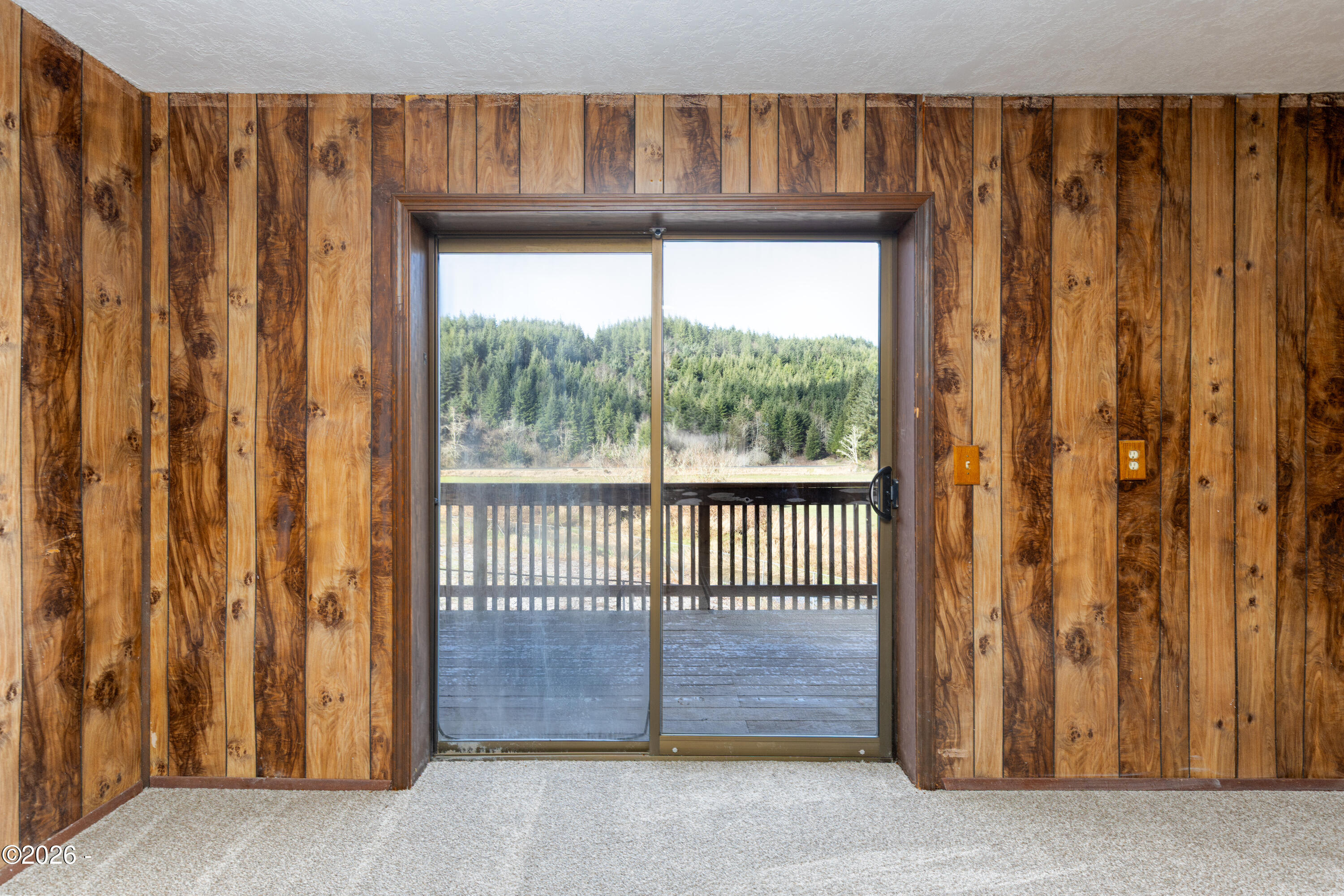 1484 Yasek Loop Toledo, OR 97391 - Photo 30 of 51 1484yasek-73