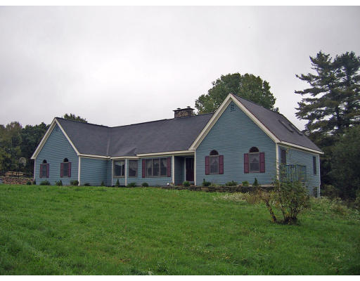 20 Rhodes Street Plainville, MA 02762 - Photo 1 of 17 Gallery Image 1