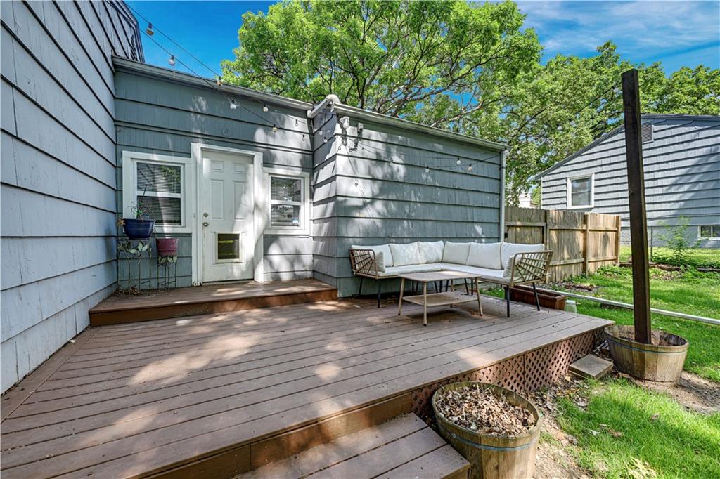 9715 Holmes Road Kansas City, MO 64131 - Photo 23 of 26