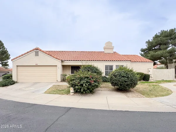 $2,495 | 12030 North 40th Way, Phoenix, AZ 85028