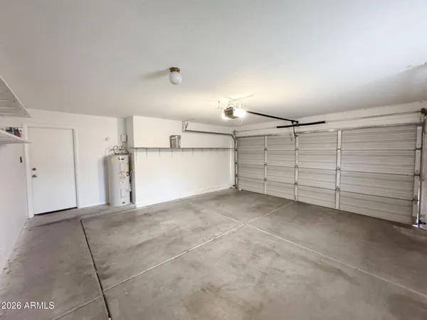 $2,495 | 12030 North 40th Way, Phoenix, AZ 85028