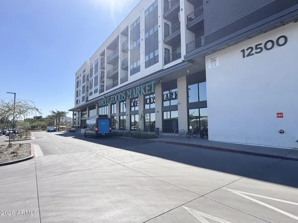 $2,495 | 12030 North 40th Way, Phoenix, AZ 85028