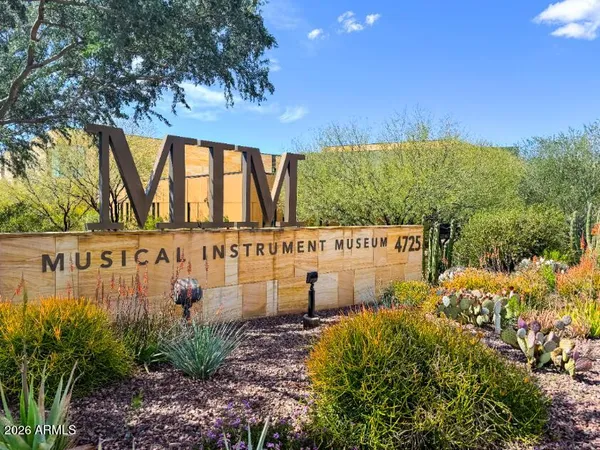 $2,495 | 12030 North 40th Way, Phoenix, AZ 85028