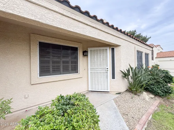 $2,495 | 12030 North 40th Way, Phoenix, AZ 85028