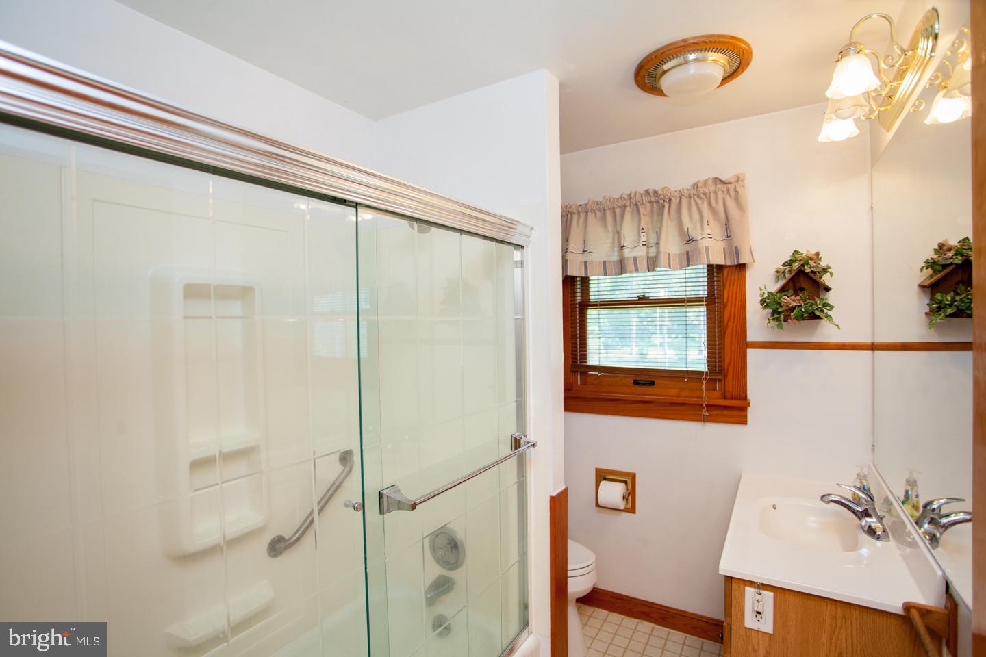 1604 Chestnut Ridge Road Upper Black Eddy, PA 18972 - Photo 24 of 51 First Bathroom