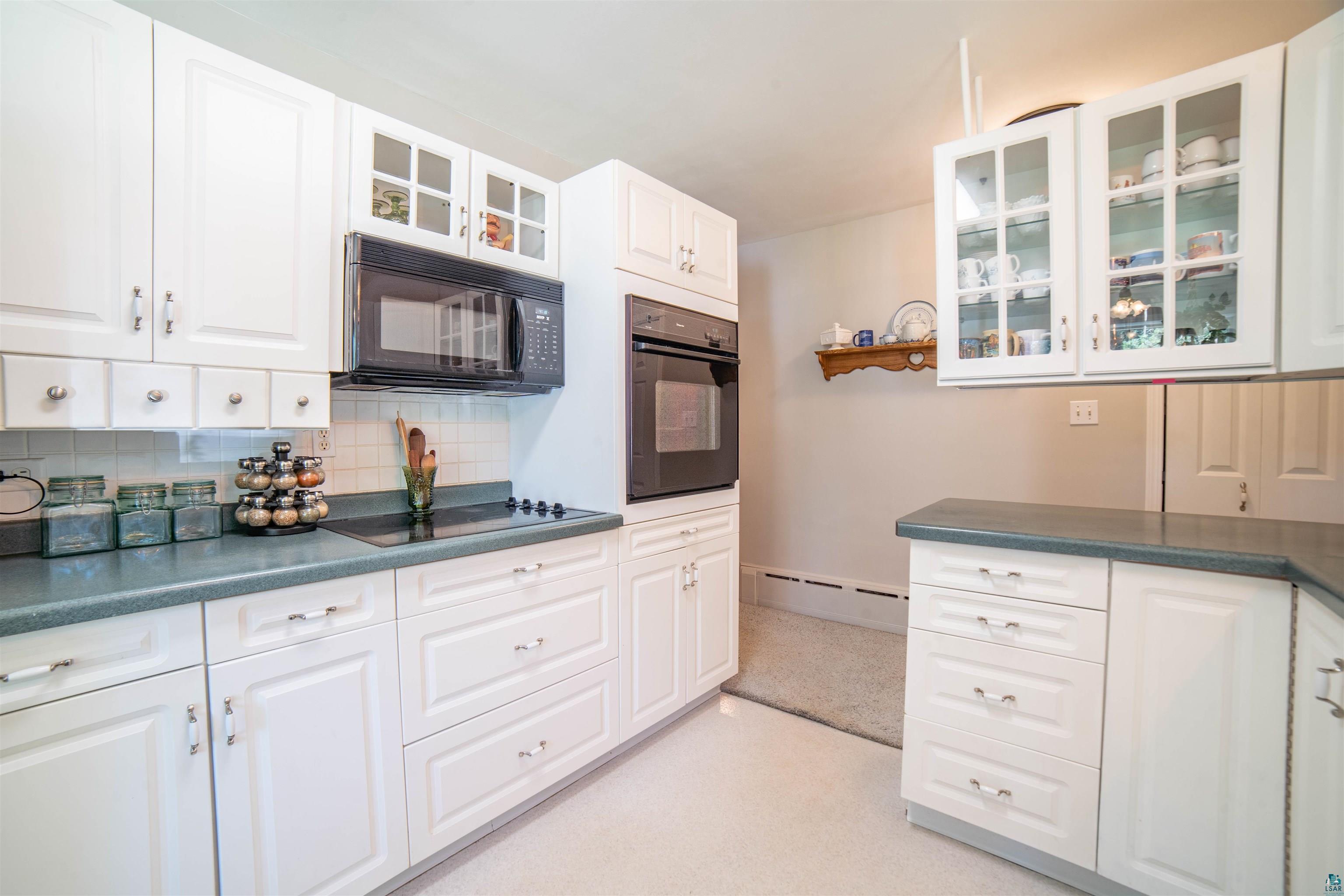 4738 Emerson Road Duluth, MN 55803 - Photo 4 of 27