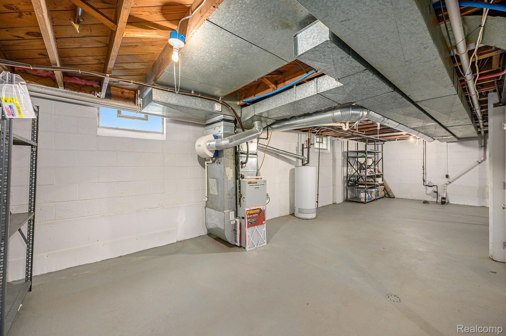 983 Harvard Road Berkley, MI 48072 - Photo 35 of 42 983-Harvard-Road_68.jpg