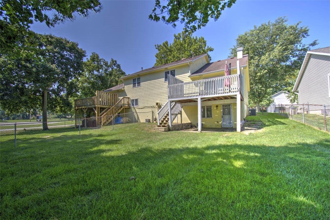 2894 Grove Court Decatur, IL 62521 - Photo 20 of 24 Gallery Image 20