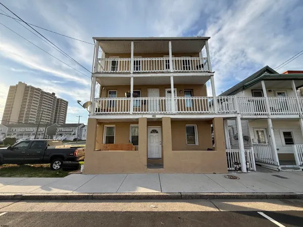 $1,600 | 821 Baltic Avenue, Unit 3, Atlantic City, NJ 08401