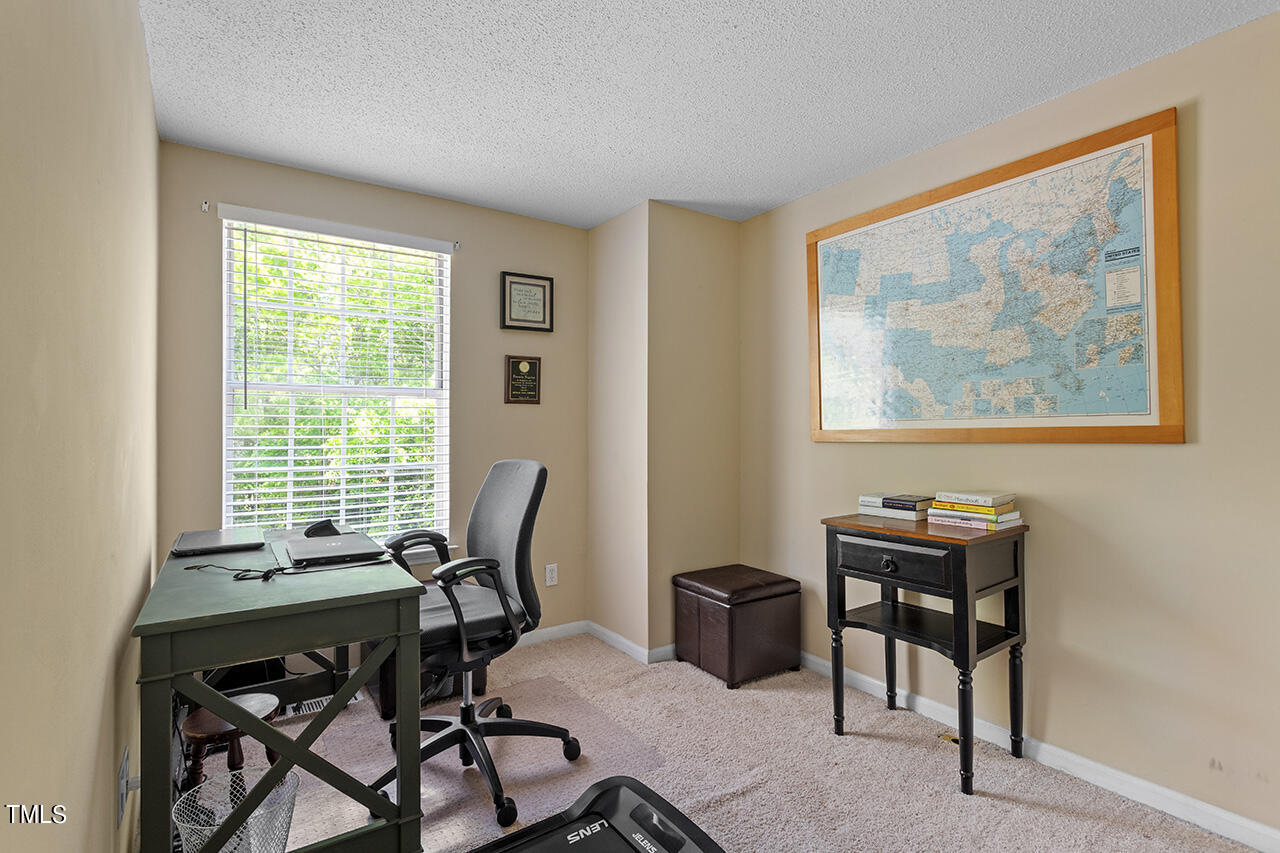 5617 Bringle Court Raleigh, NC 27610 - Photo 19 of 22 5617 Bringle Court_32