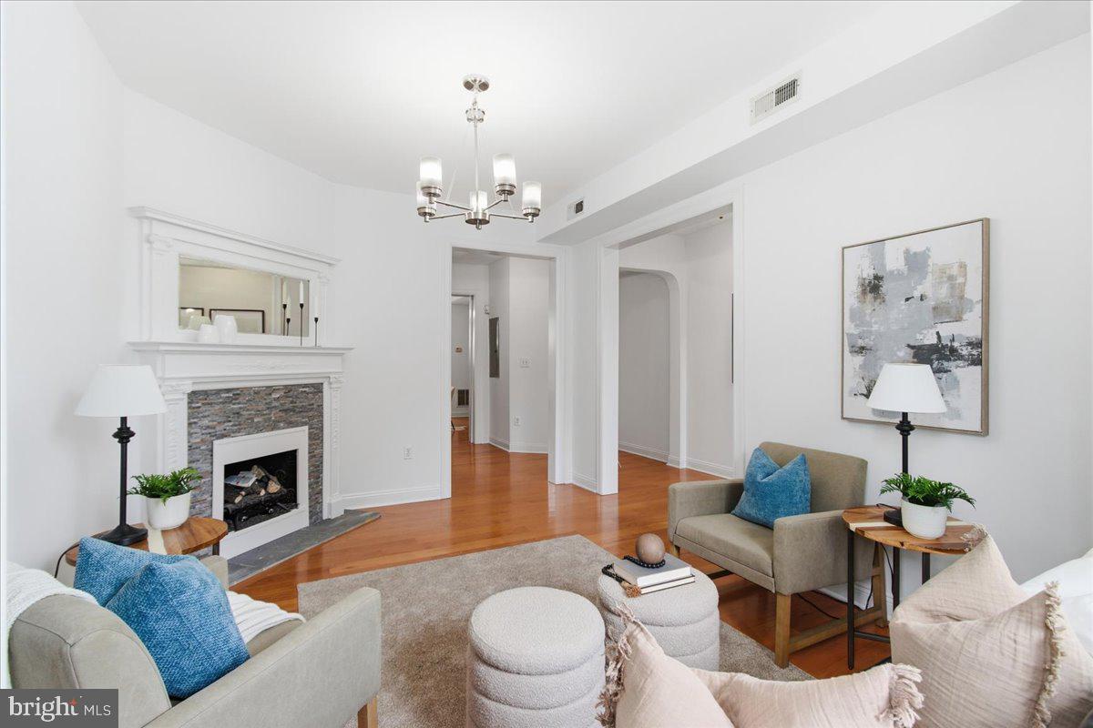 131 R Street Northeast, Unit A Washington, DC 20002 - Photo 3 of 22