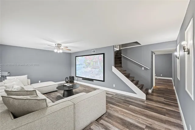 $377,500 | 33 Madrid Lane, Unit 49, Davie, FL 33324