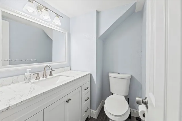 $377,500 | 33 Madrid Lane, Unit 49, Davie, FL 33324