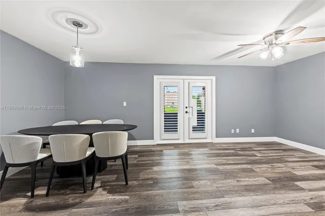 $377,500 | 33 Madrid Lane, Unit 49, Davie, FL 33324