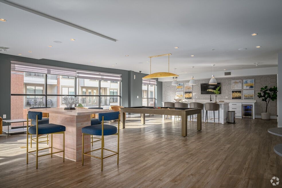 2401 South Gessner Road, Unit D Houston, TX 77063 - Photo 16 of 18