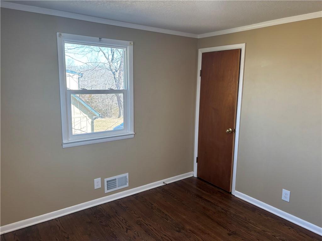 11924 Merritt Road Grandview, MO 64030 - Photo 17 of 27