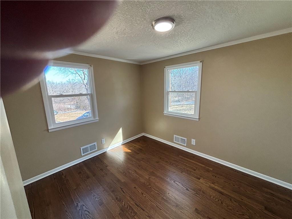 11924 Merritt Road Grandview, MO 64030 - Photo 18 of 27