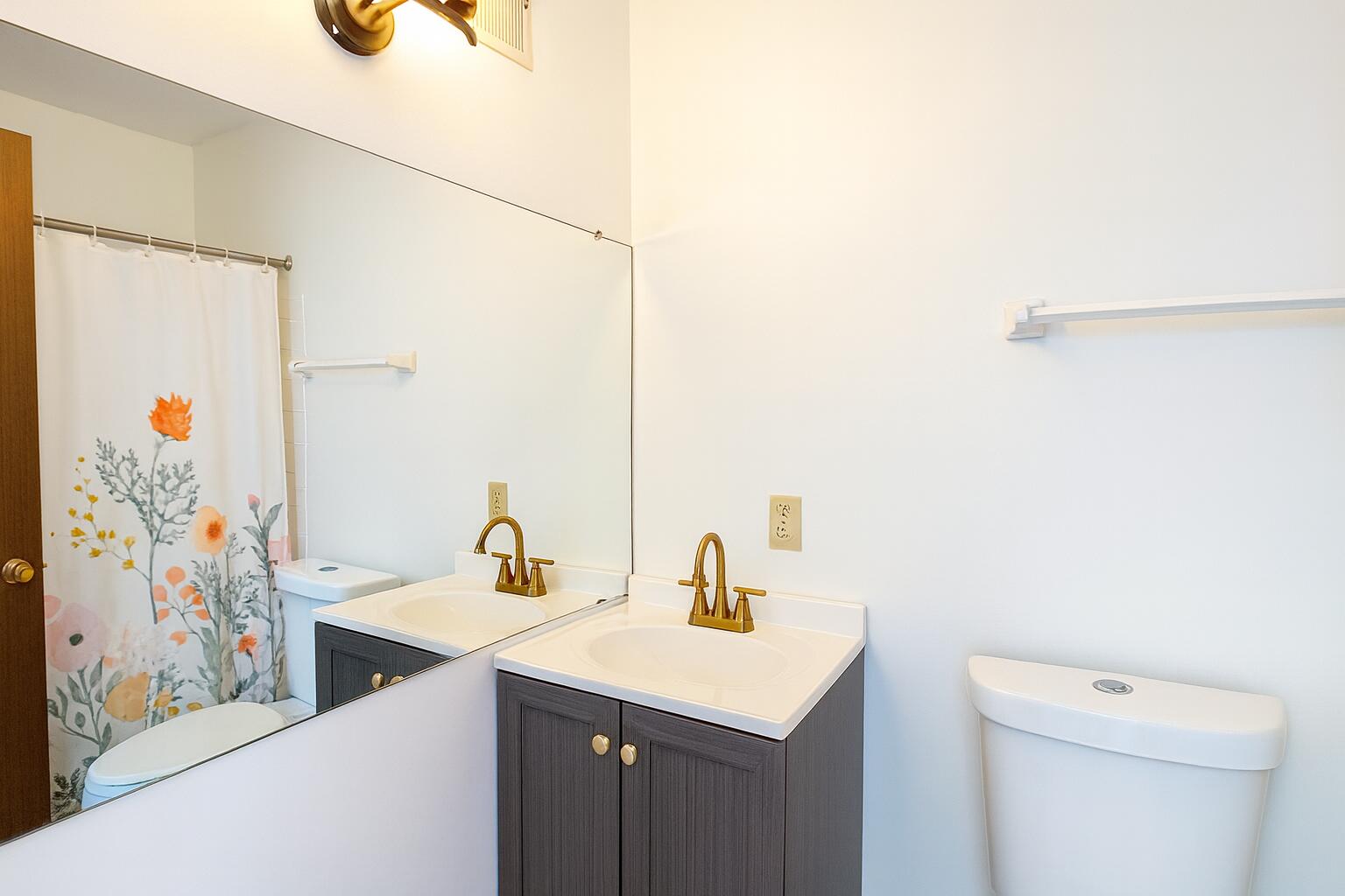9034 North 70th Street, Unit 2 Milwaukee, WI 53223 - Photo 16 of 20 Full Bath Upper