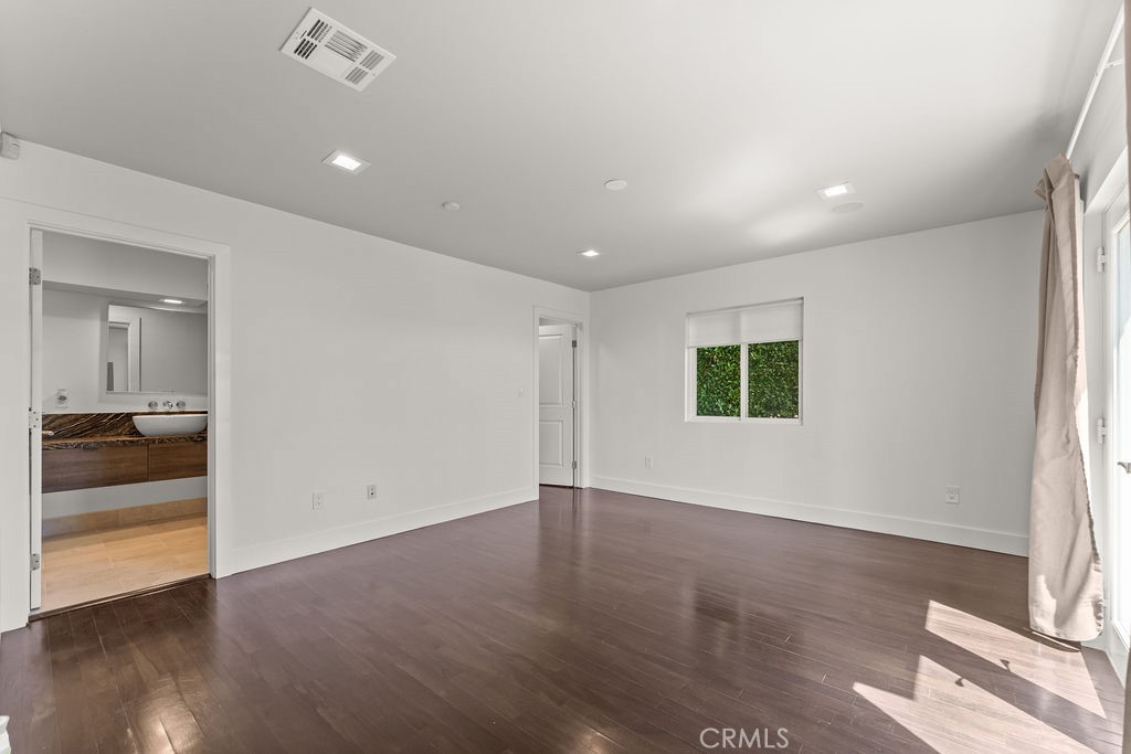 900 Cavanagh Road Glendale, CA 91207 - Photo 31 of 75 Gallery Image 31