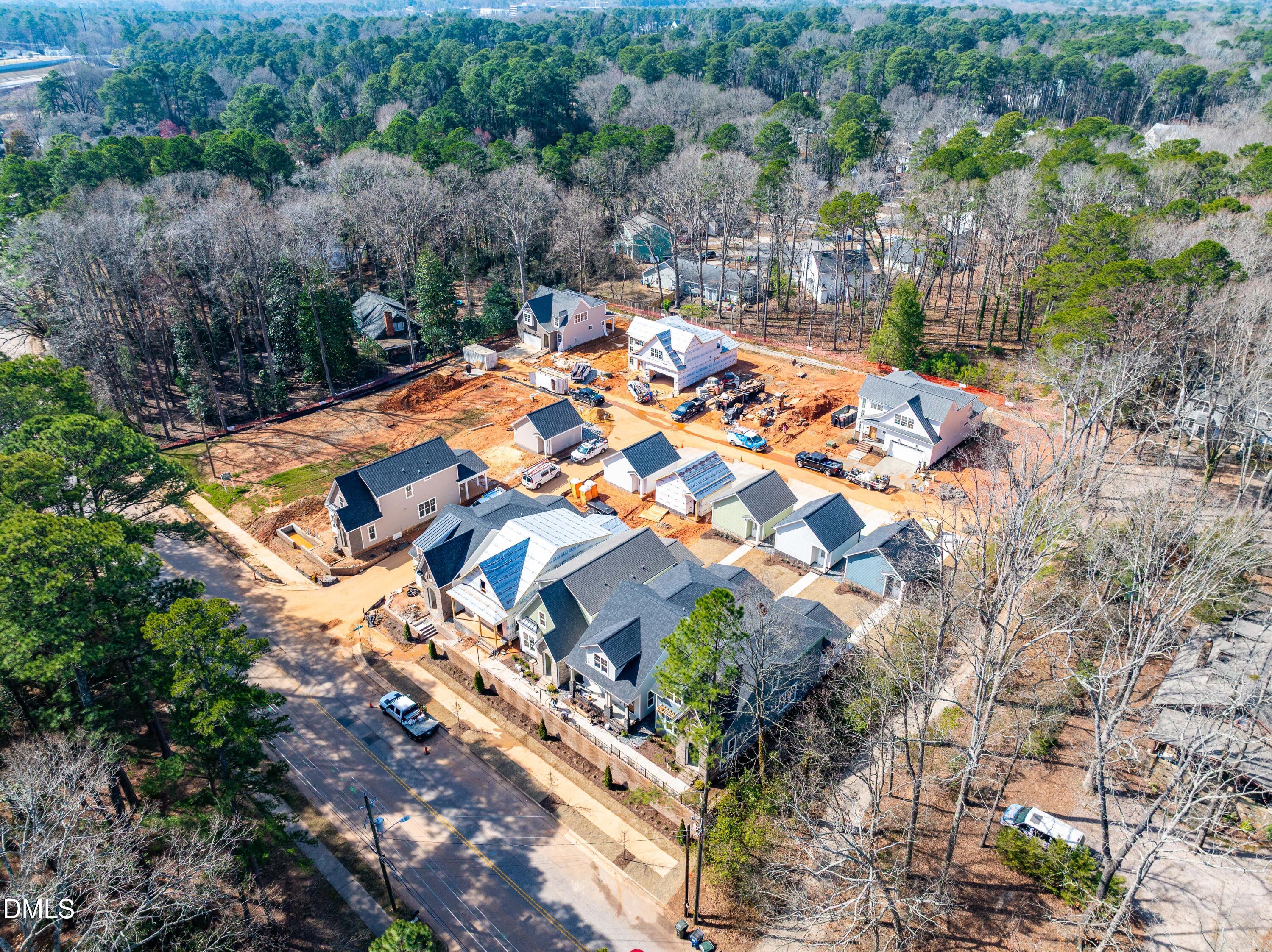 726 Powell Drive Raleigh, NC 27606 - Photo 50 of 53 51_photo mar 01 2026, 4 19 13 am