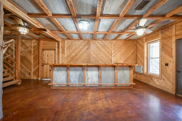 $499,000 | 576 Ridgeway Drive, Sugar Tree, TN 38380