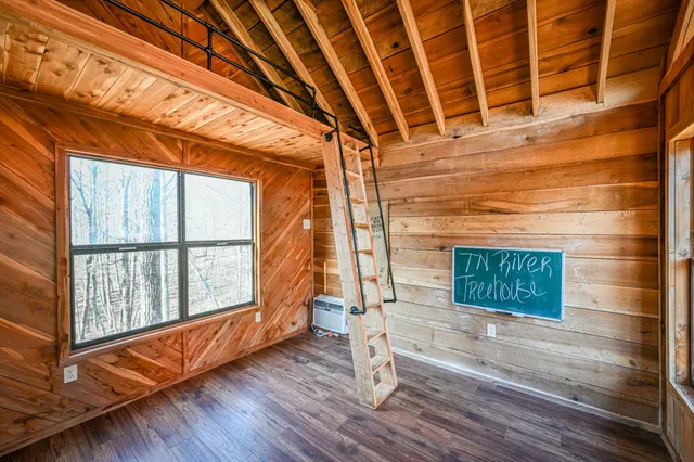 $499,000 | 576 Ridgeway Drive, Sugar Tree, TN 38380