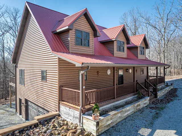 $499,000 | 576 Ridgeway Drive, Sugar Tree, TN 38380