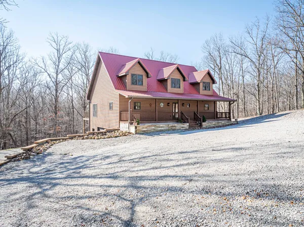 $499,000 | 576 Ridgeway Drive, Sugar Tree, TN 38380