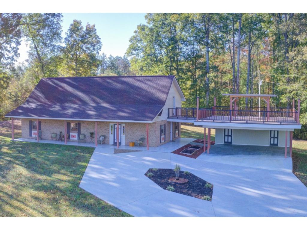 183 Manis Road Rogersville, TN 37857 - Photo 1 of 34 Photo 1