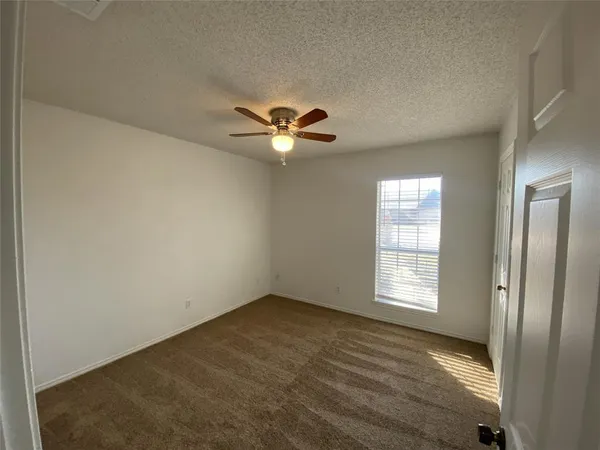 $2,100 | 614 South Arizona Drive, Celina, TX 75009