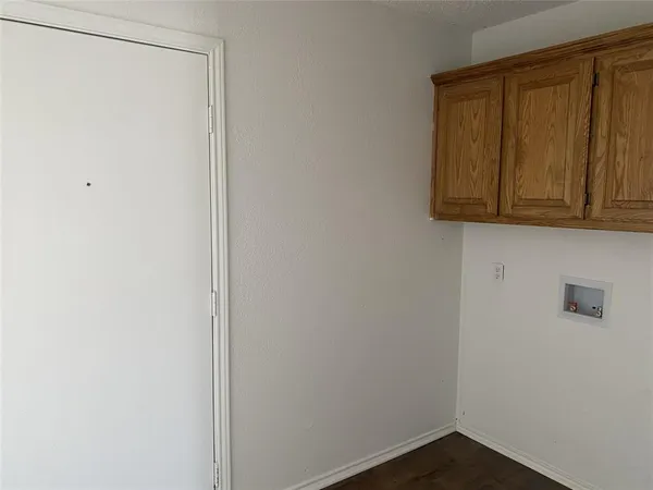 $2,100 | 614 South Arizona Drive, Celina, TX 75009