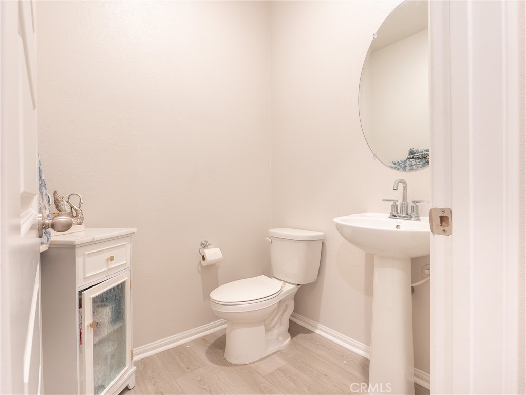 32910 Linecroft Court Menifee, CA 92584 - Photo 9 of 16