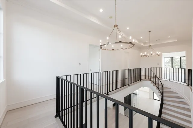 $2,095,000 | 4923 Mimosa Drive, Bellaire, TX 77401